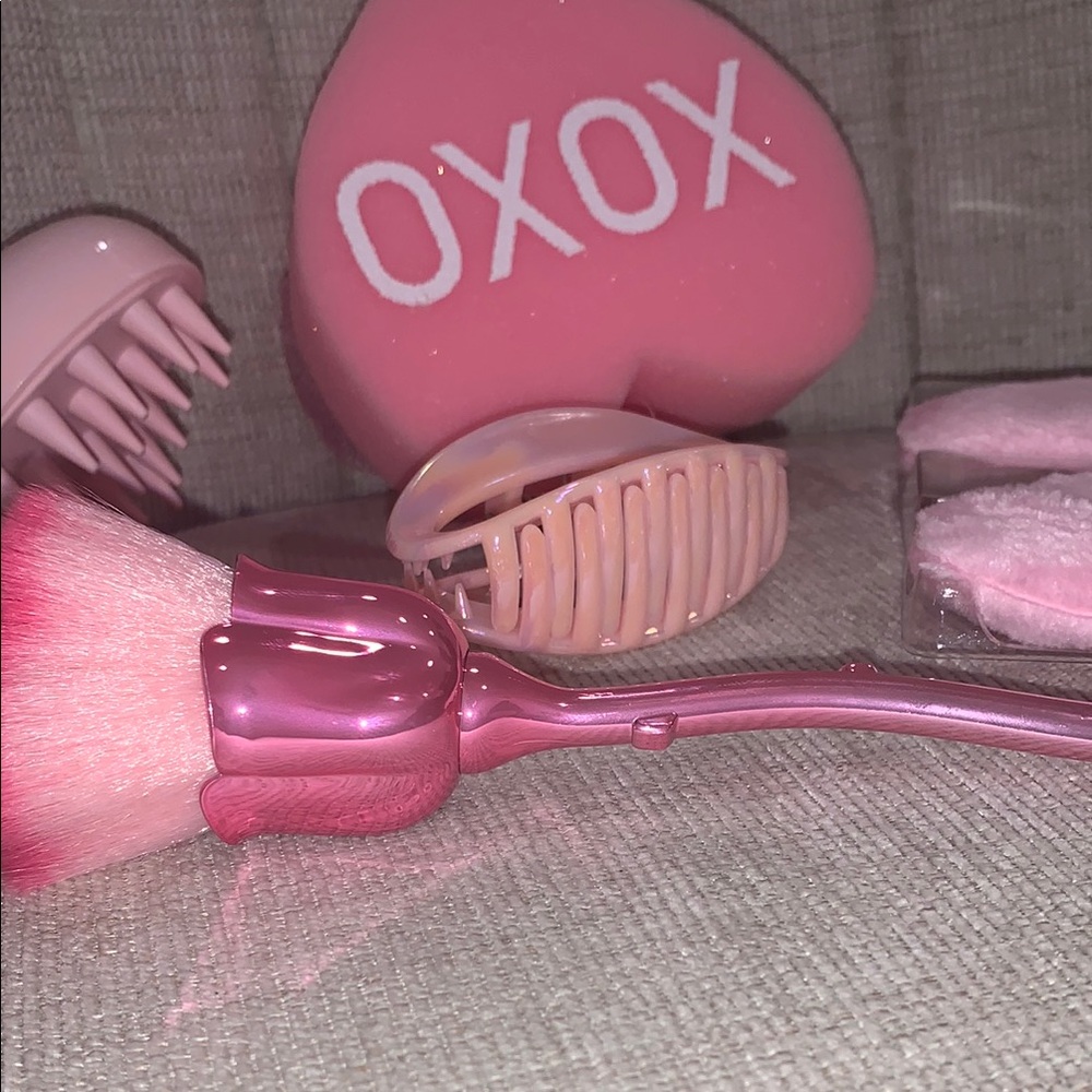 Pink Beauty Accessory Set